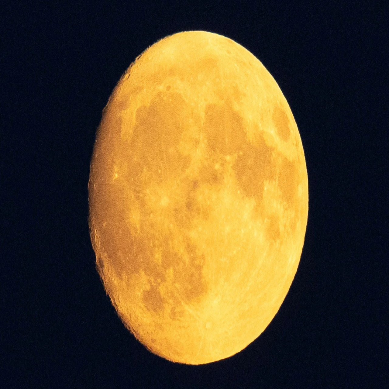 fullmoonjuly2025,buckmoon2025,julyfullmoon,capricornfullmoon,deersymbolism,moonphotography,moonwatching
